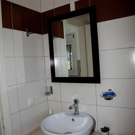 Romanos Xi شقة Xi Beach