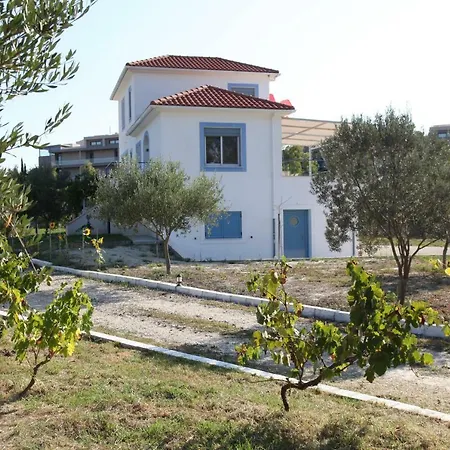 アパート Romanos Xi *