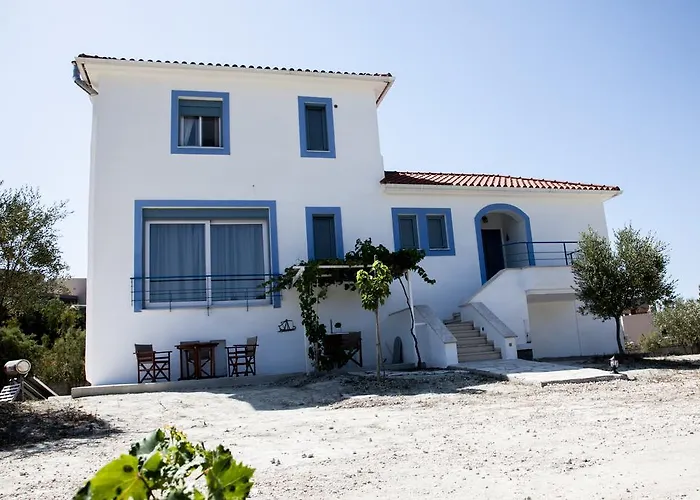 Romanos Xi Xi Beach